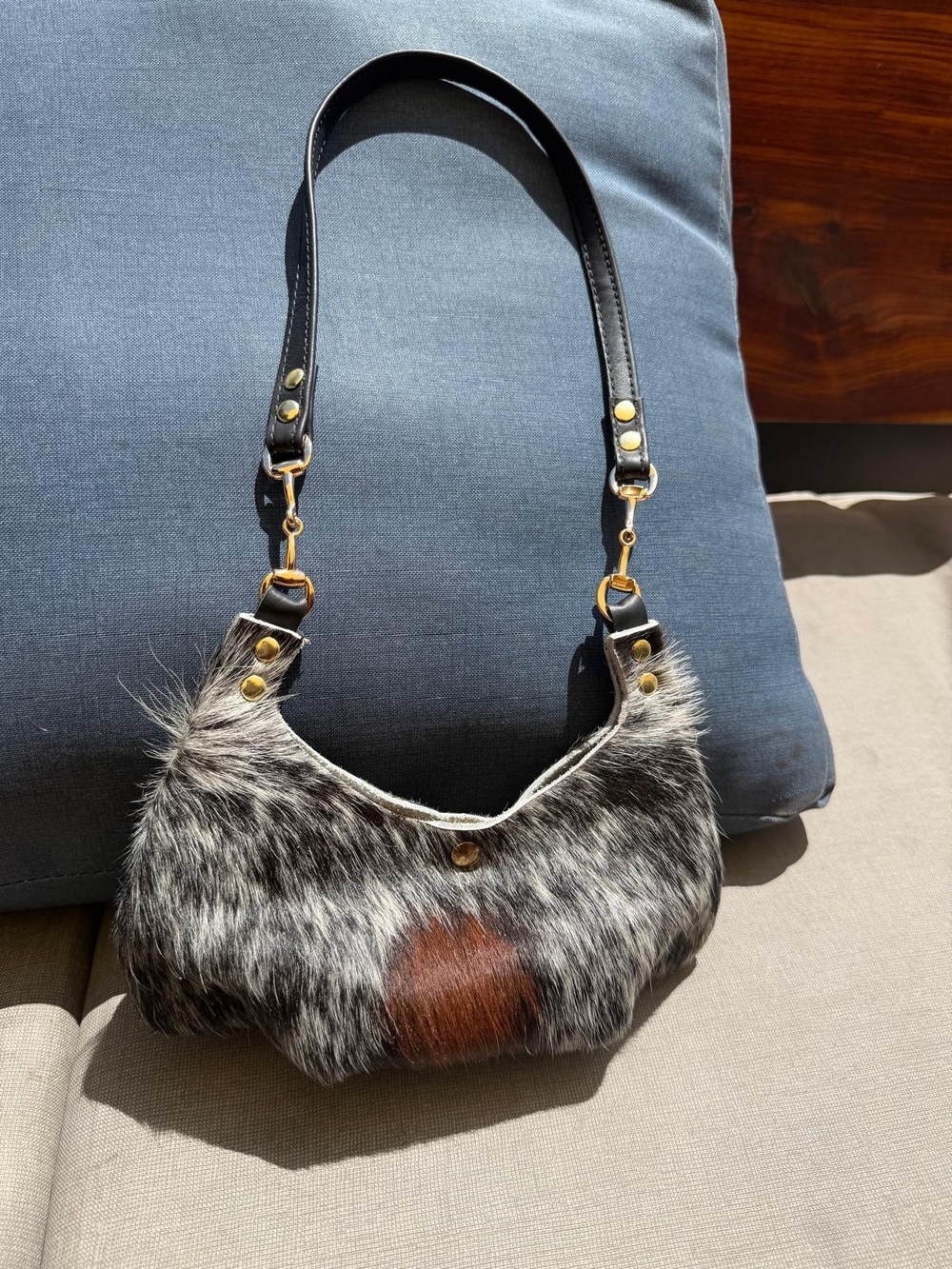 Handmade Cowhide Shoulder Bag - Picture 2 of 5